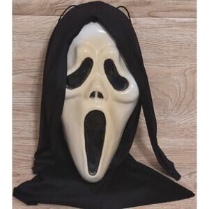 Fun World Div Scream Ghost Face Hanging Light Up Eyes Body Topper NOT WORKING